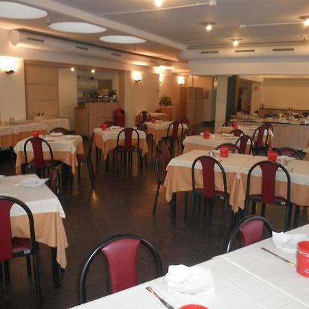 Hotel Selide Desio Ngoại thất bức ảnh