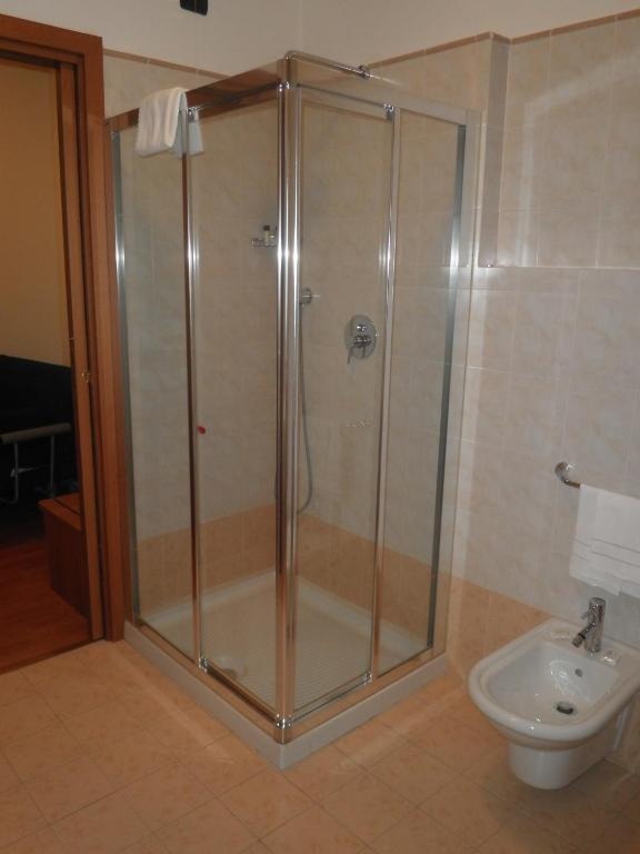 Hotel Selide Desio Phòng bức ảnh