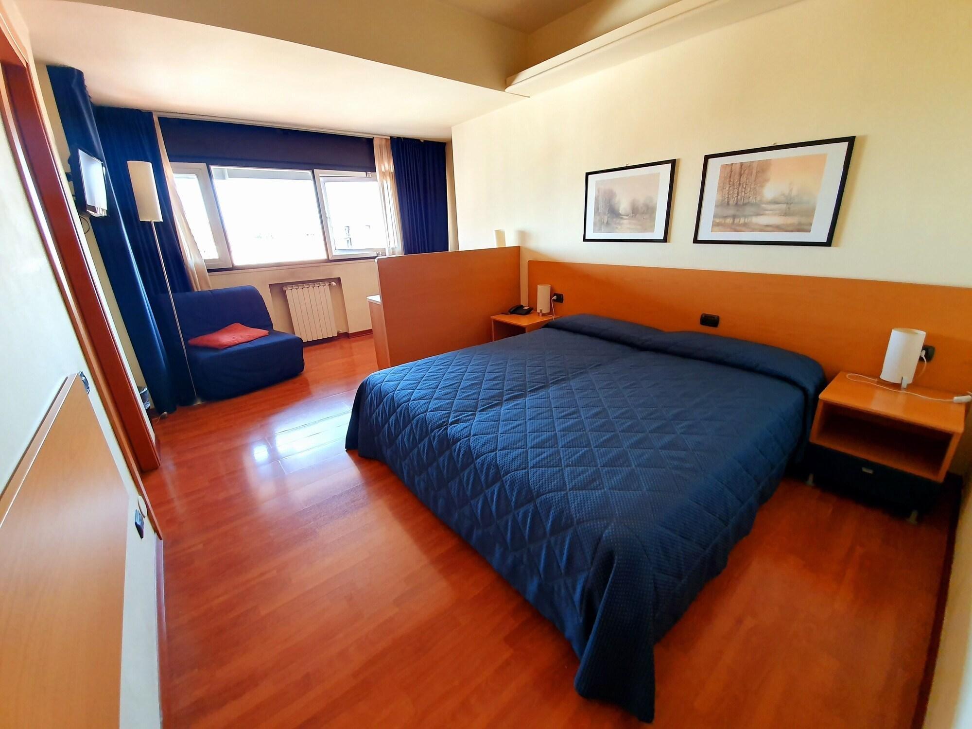 Hotel Selide Desio Ngoại thất bức ảnh