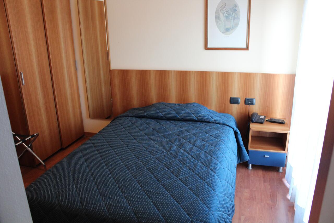 Hotel Selide Desio Ngoại thất bức ảnh