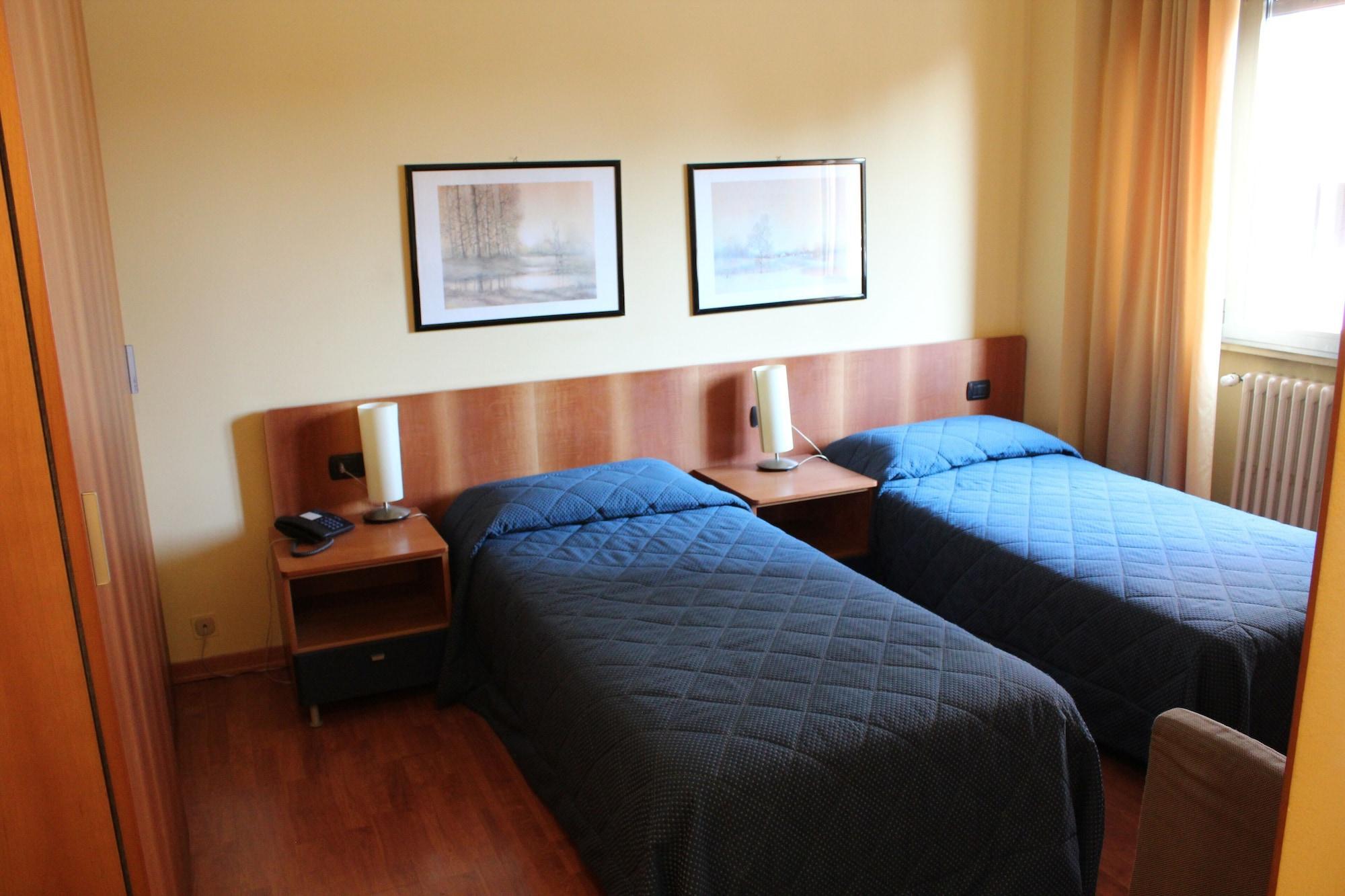 Hotel Selide Desio Ngoại thất bức ảnh