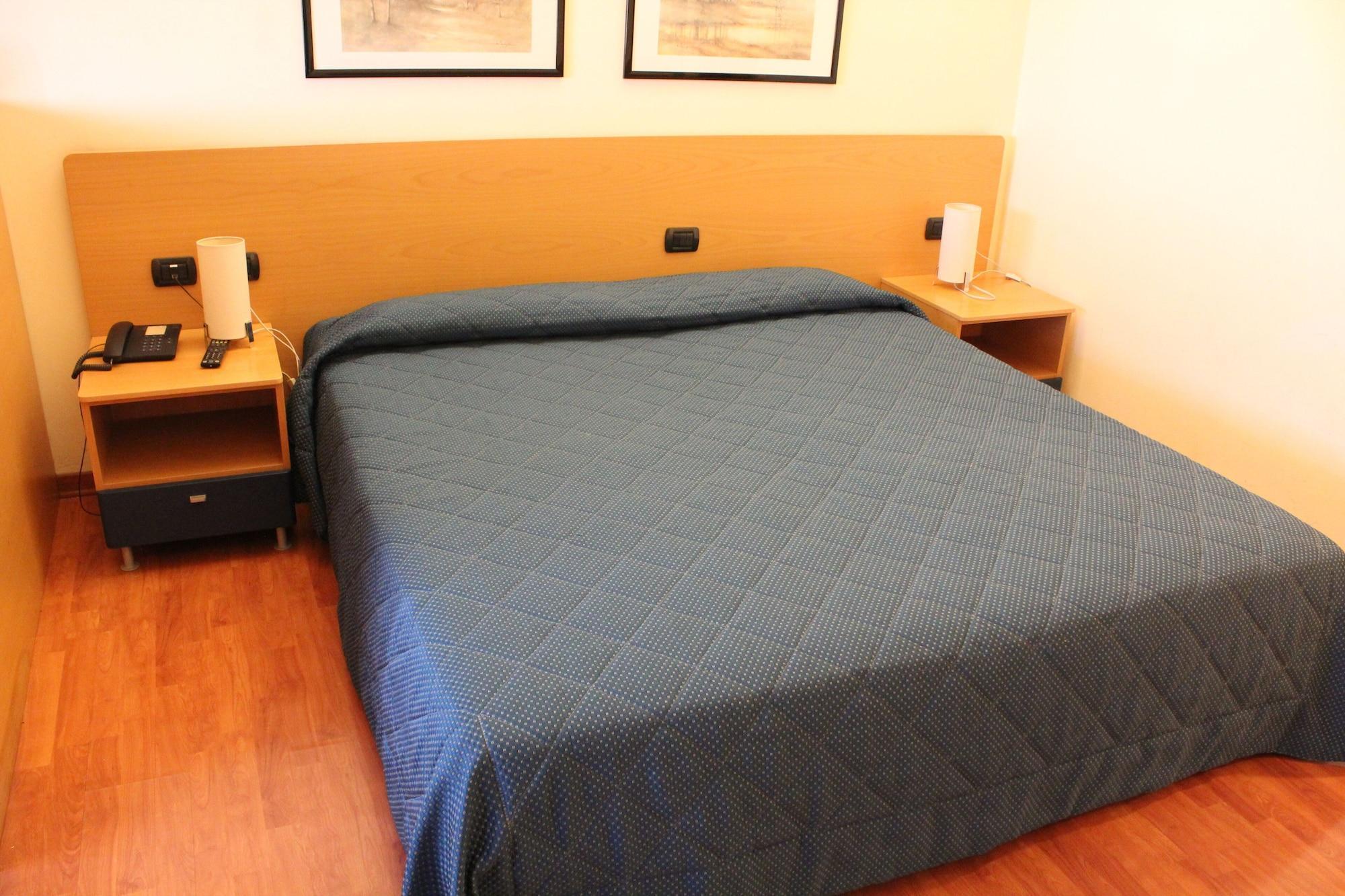Hotel Selide Desio Ngoại thất bức ảnh
