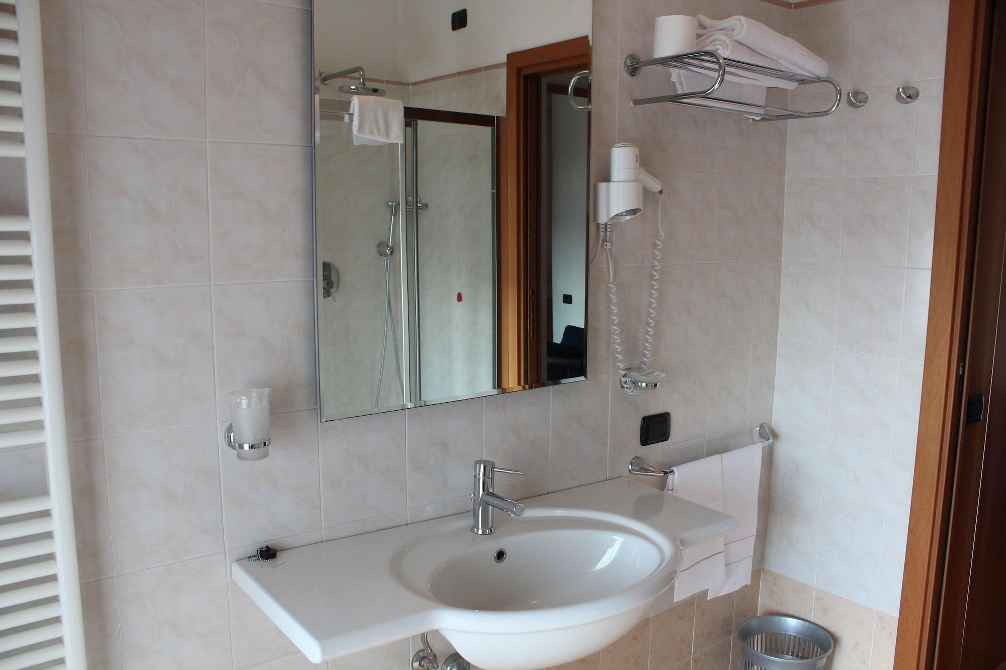 Hotel Selide Desio Ngoại thất bức ảnh