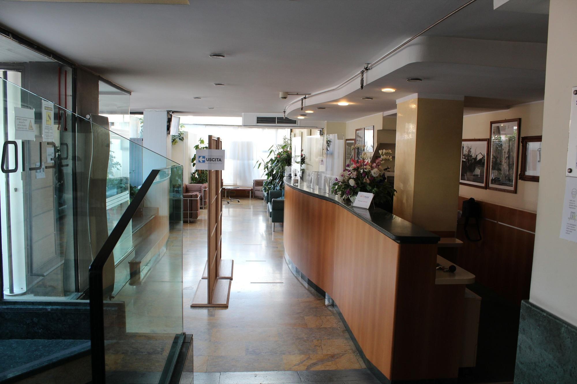Hotel Selide Desio Ngoại thất bức ảnh