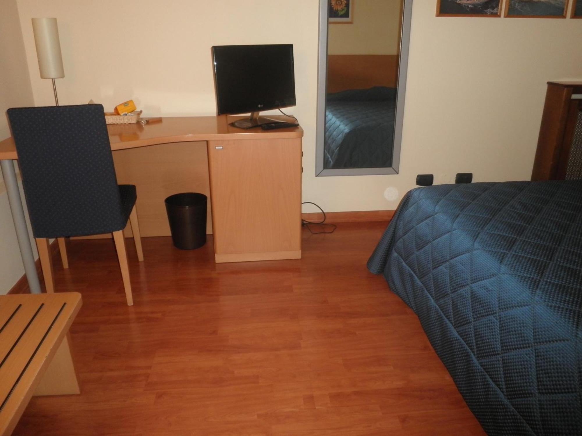 Hotel Selide Desio Ngoại thất bức ảnh