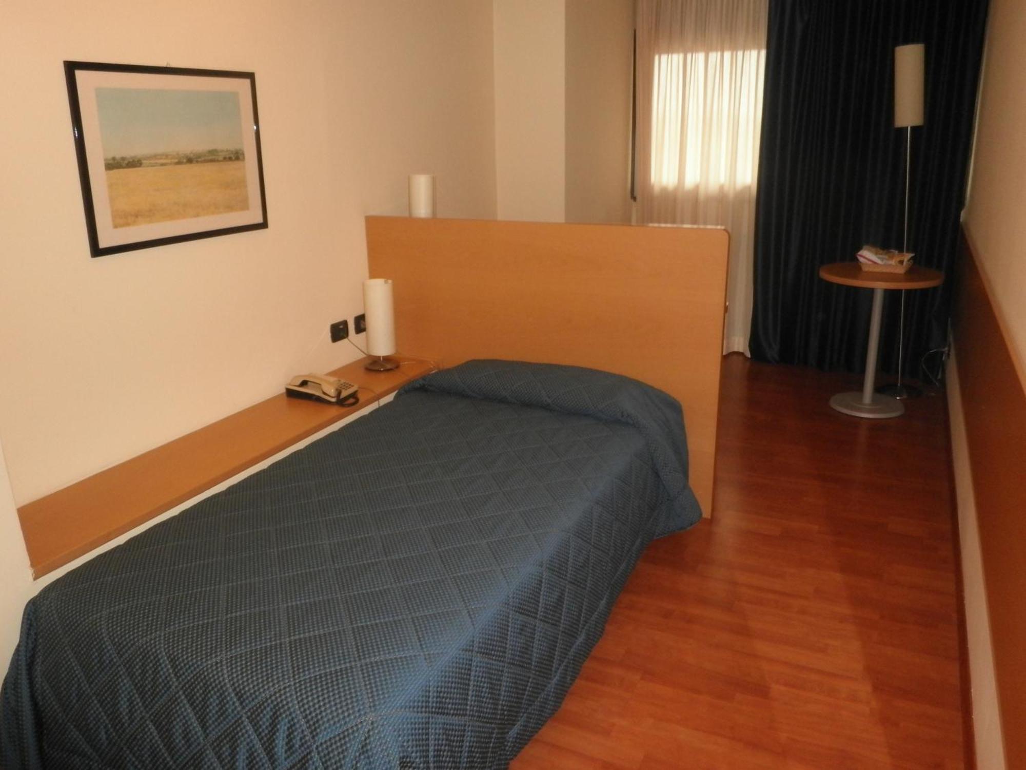 Hotel Selide Desio Ngoại thất bức ảnh