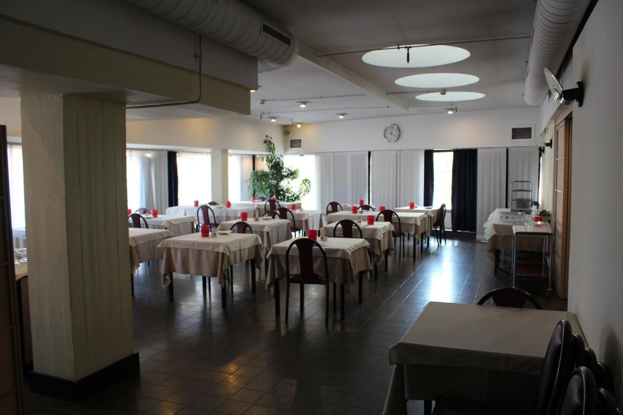 Hotel Selide Desio Ngoại thất bức ảnh
